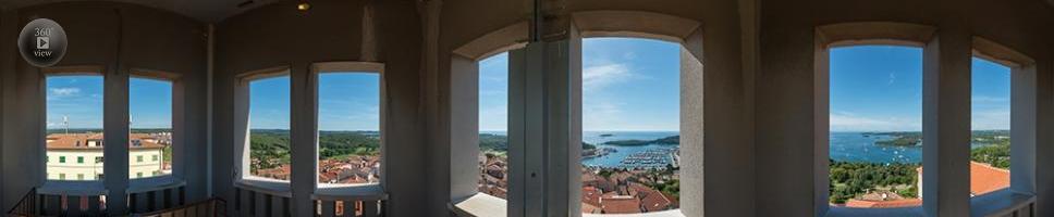 Panoráma Vrsaru z veže kostola svätého Martina