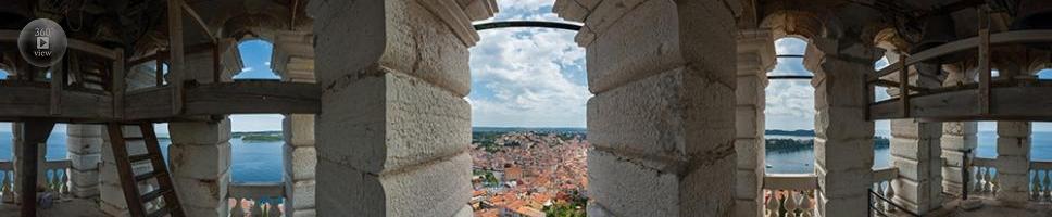 Vo veži kostola svätej Eufémie v Rovinj